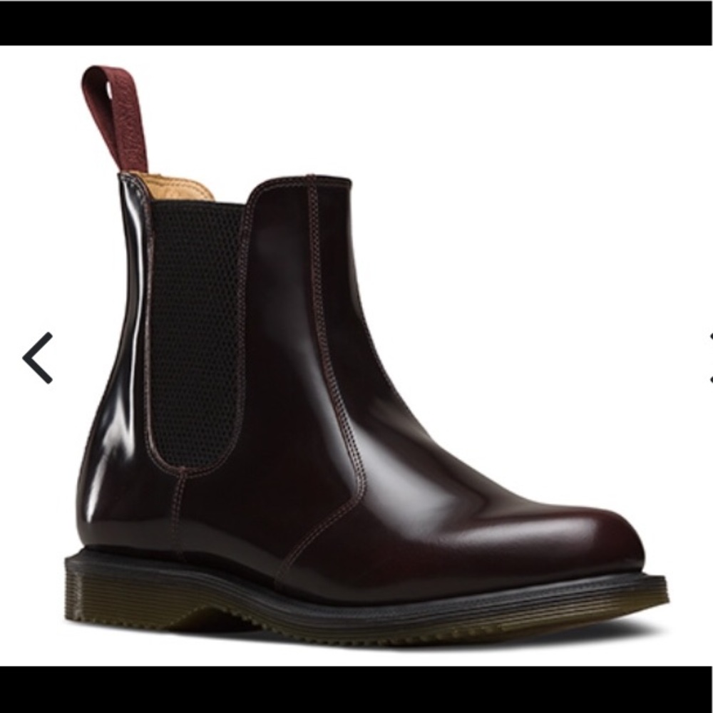 Dr Marten Chelsea boots